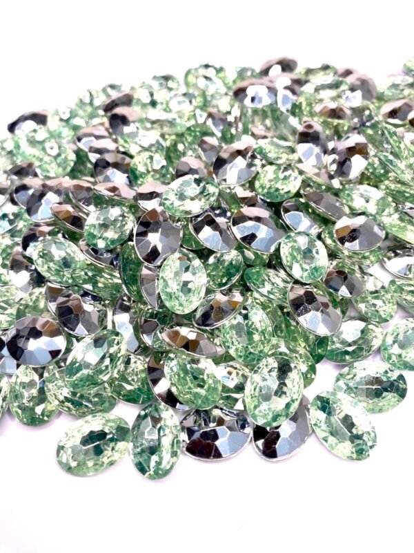 Chaton Oval 10x14 - Verde Peridot