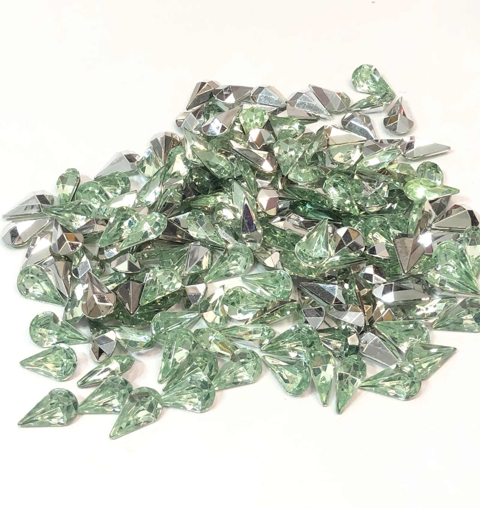 Chaton Gota 8x13 - Verde Peridot