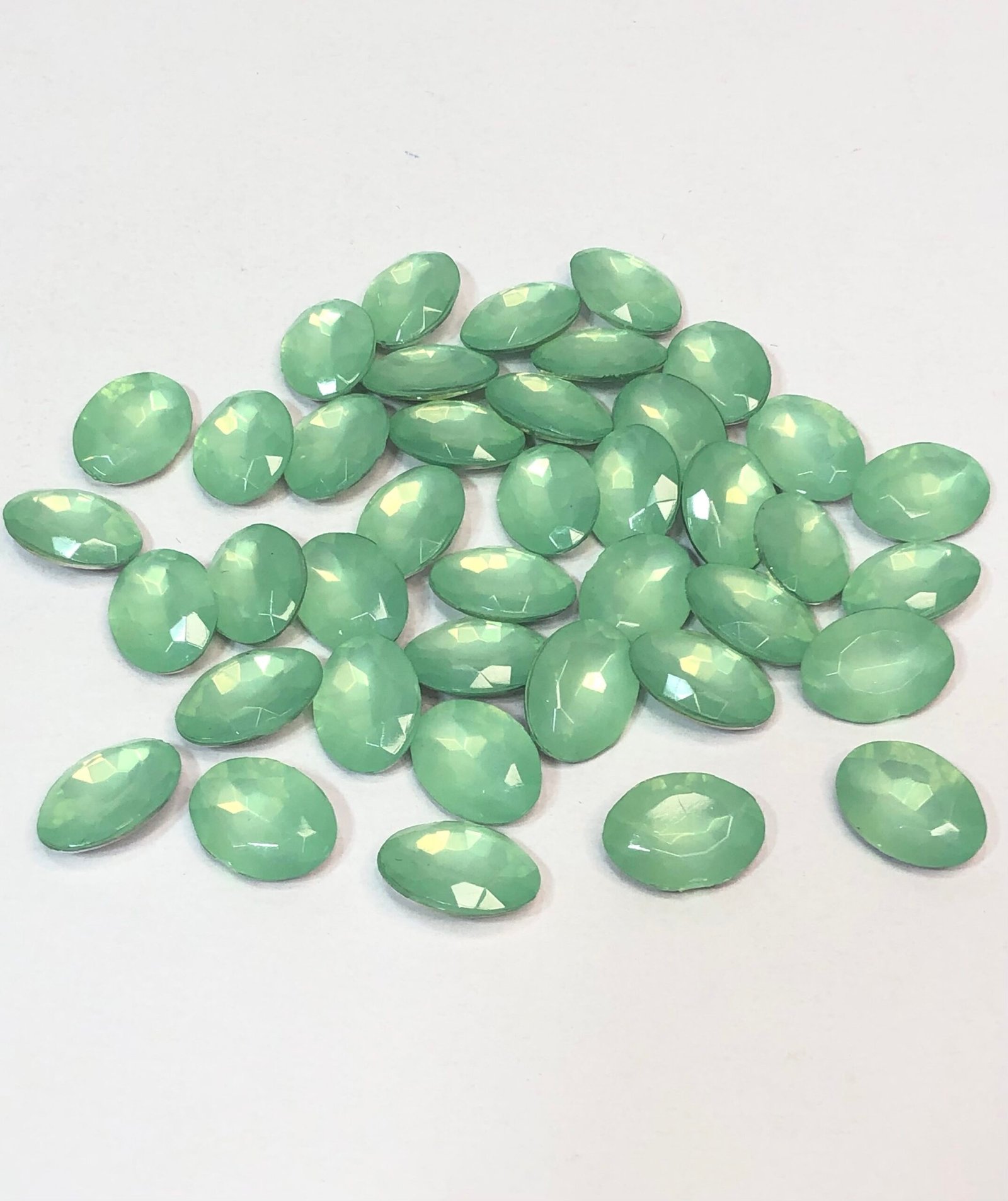 Chaton Oval 10x14 - Verde Menta