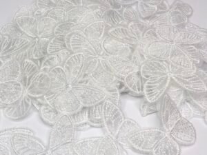 Borboleta Renda 4,5cm Branco 4uni