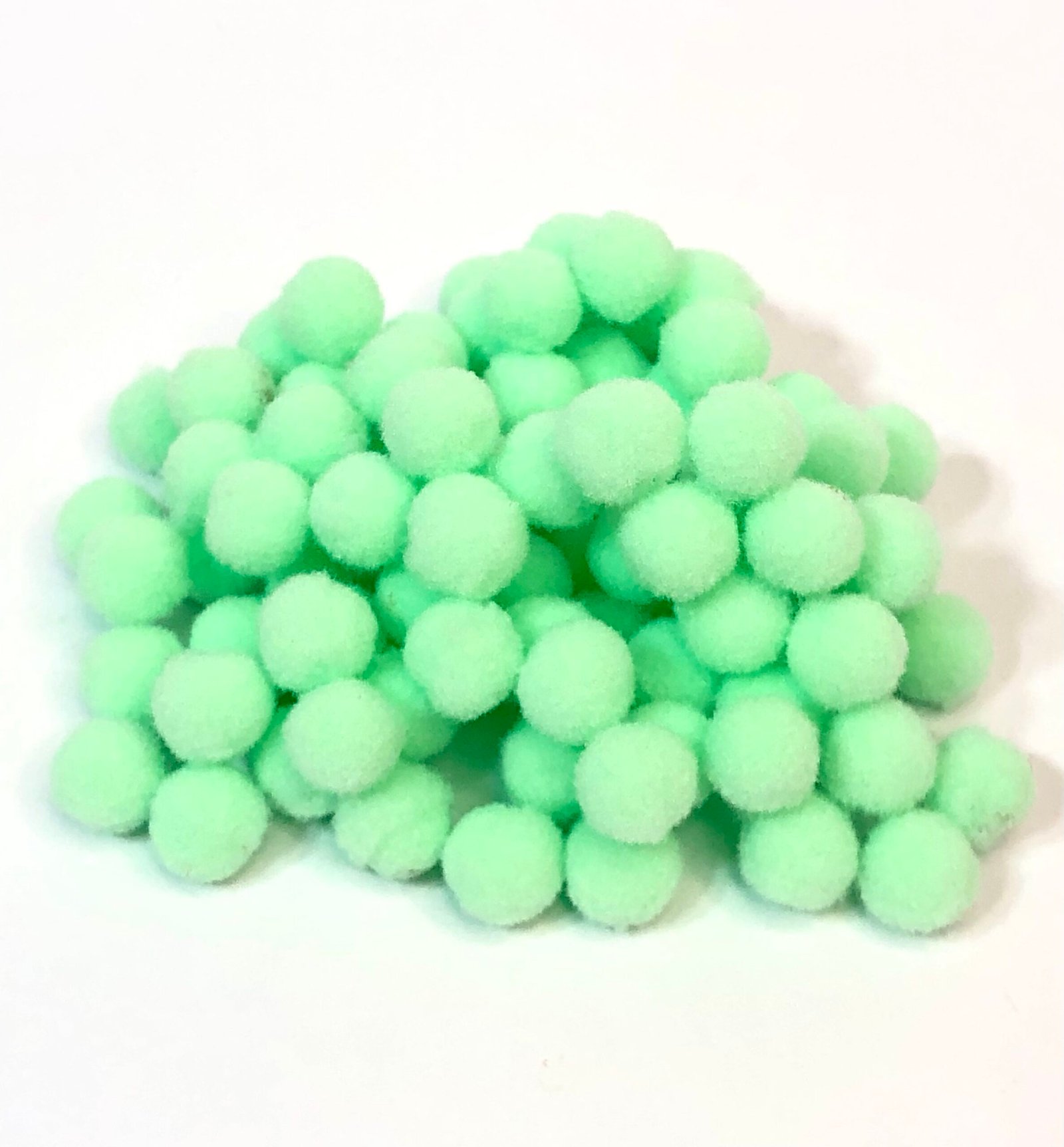 Pompom Bolinha Verde Menta  -10mm
Aprx 100unid