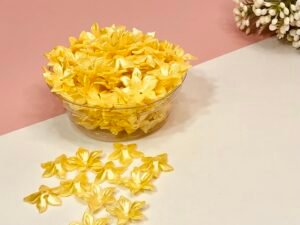 Flor 20mm - Amarelo Perolado - 12g (Aprox 40unid)