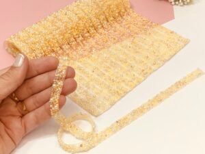 Manta Strass e Pérola Amarelo 
 1x39cm