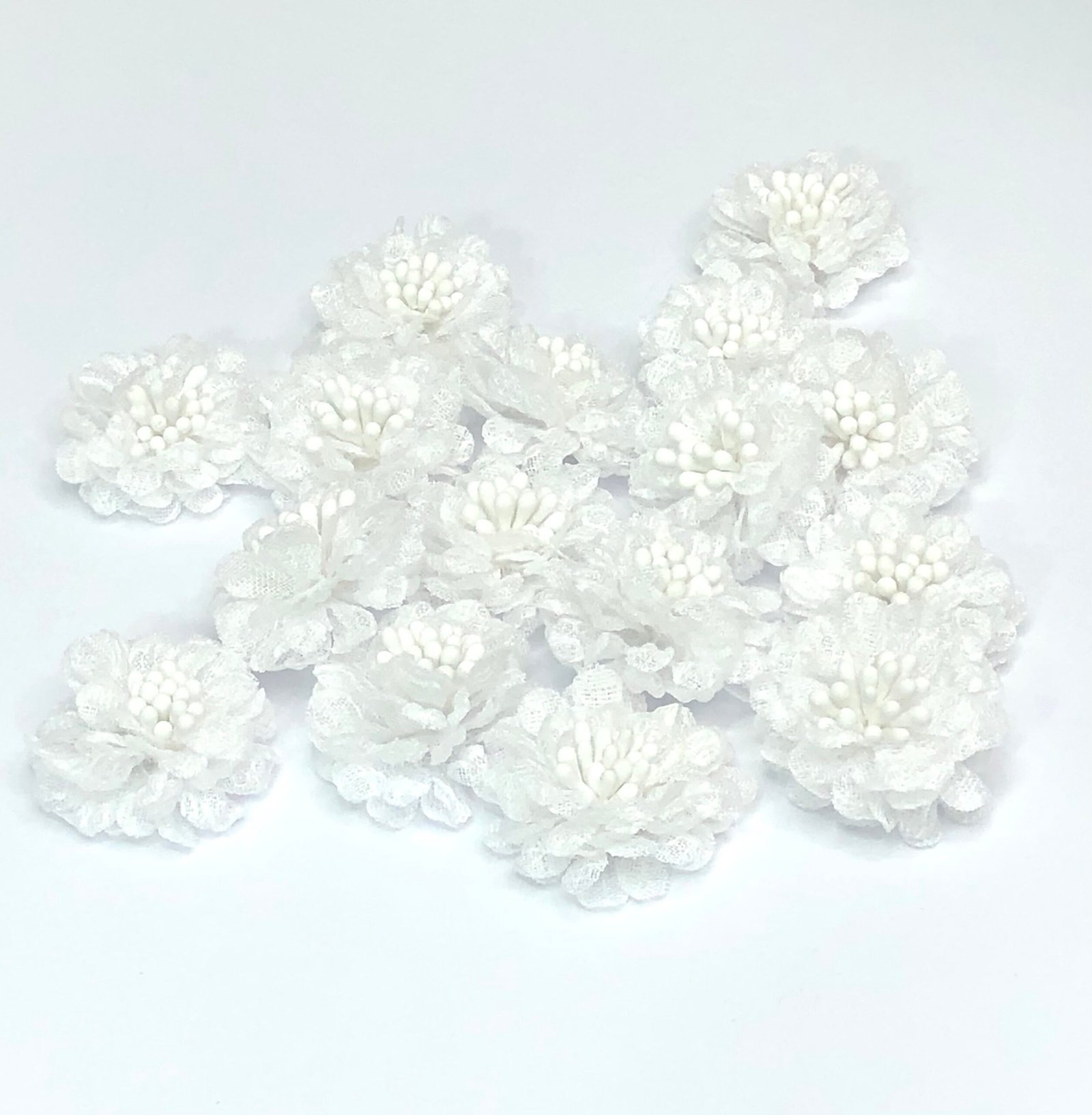 Flor juta -3,0cm-Branca 
02unid