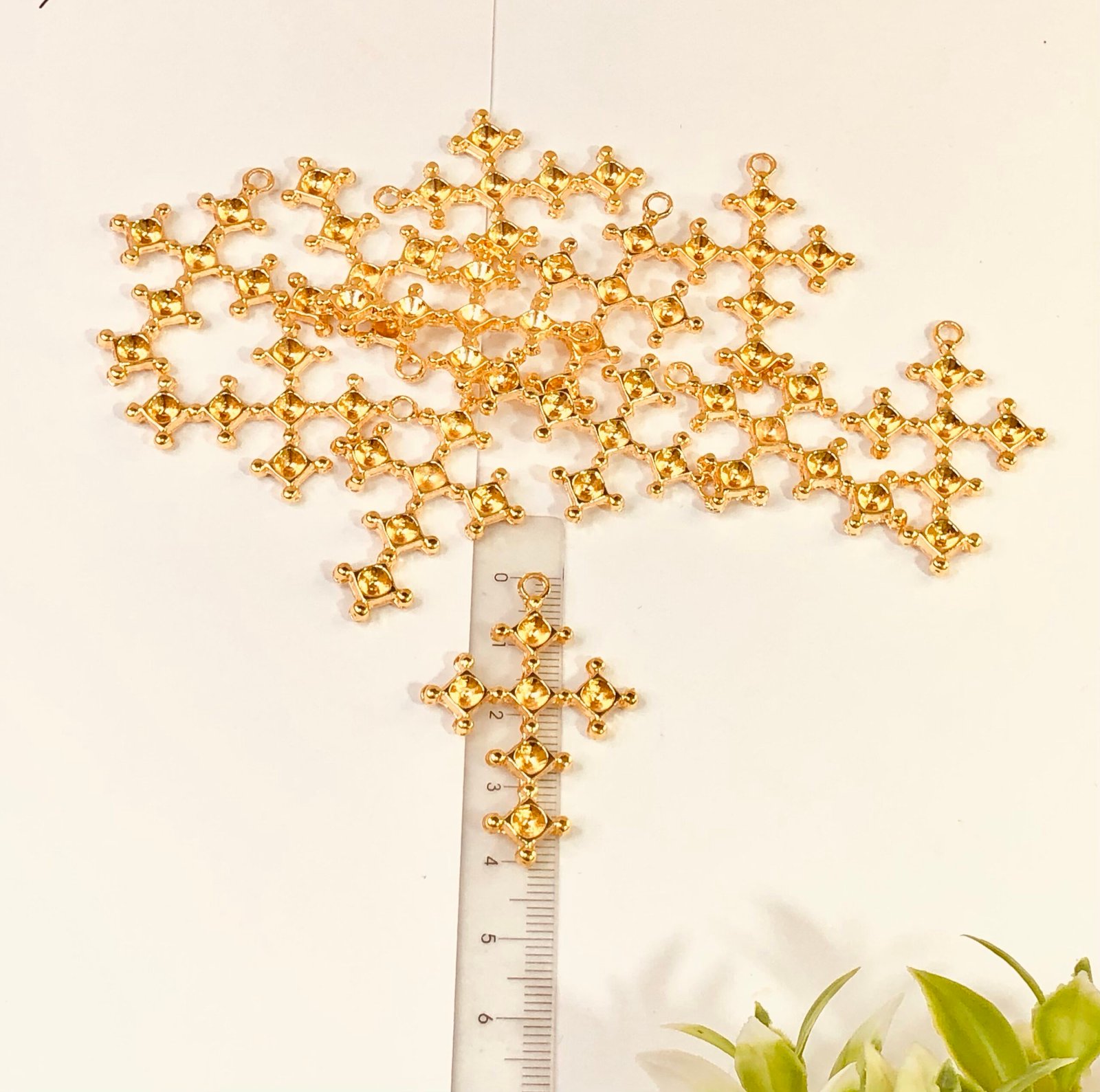 Cruz - 04 Strass Delicada - 01unid