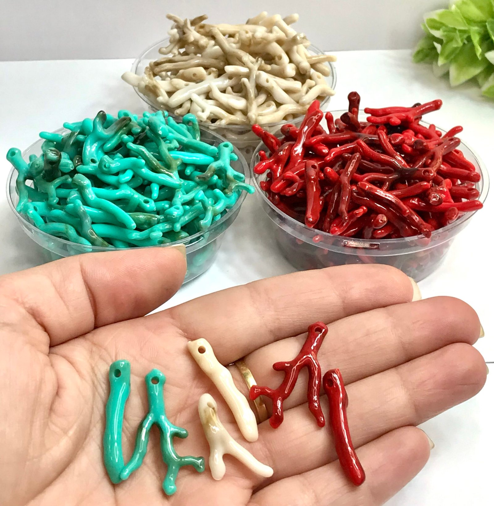 Corais - Acrílico - 32x42mm -10gr -Aprox 20unid - Sortidos