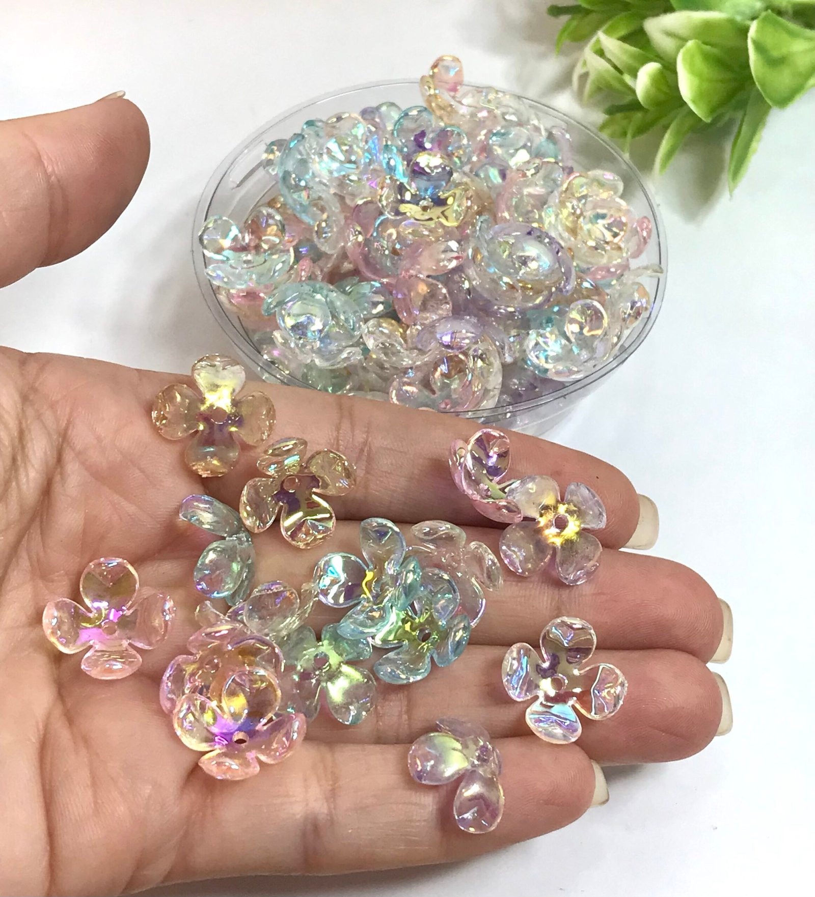 Aplique - Flor multicor - 14x16 - 10unid 
Sortidas